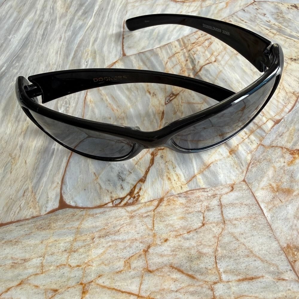 Dockers Mens Black Wrap Sunglasses S03609LDM009 32966